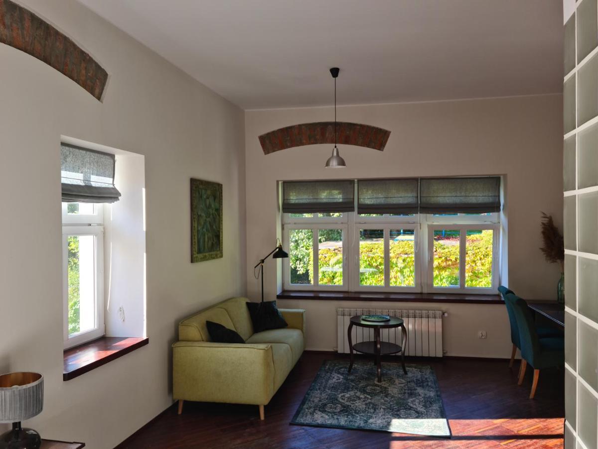شقة Apartament W Starej Szkole Srebrna Góra المظهر الخارجي الصورة